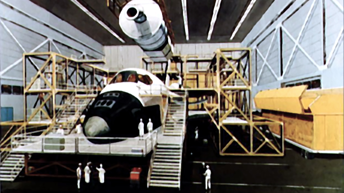 Spacelab Being Loaded
